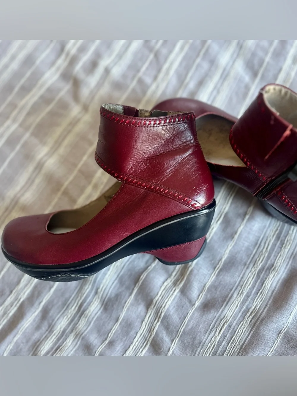 JAMBU Roxbury Leather Mary Jane Platform Pump | Burgundy Women’s 9 NWOT - Picture 3 of 13